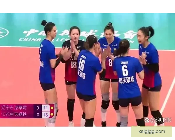 女排两将伤情引关注倪非凡受搀扶